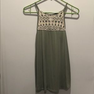 Tank top with crochet details by Loveappella